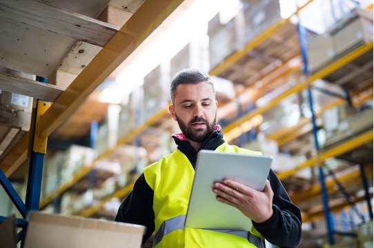 How Racking Repairs Can Save Time and Reduce Downtime